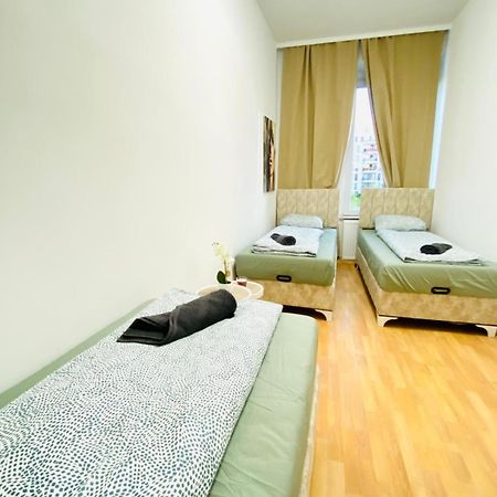 Bright 5Br Shared Apartment W Great Transport Link Vienna Exterior photo
