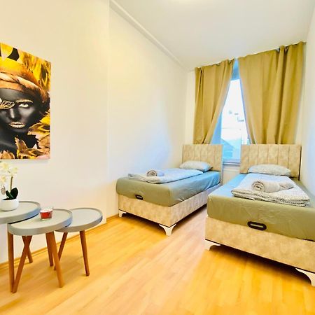 Bright 5Br Shared Apartment W Great Transport Link Vienna Exterior photo