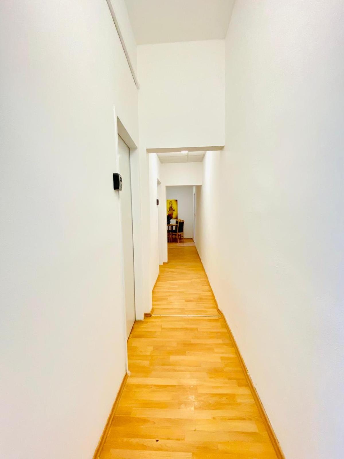 Bright 5Br Shared Apartment W Great Transport Link Vienna Exterior photo