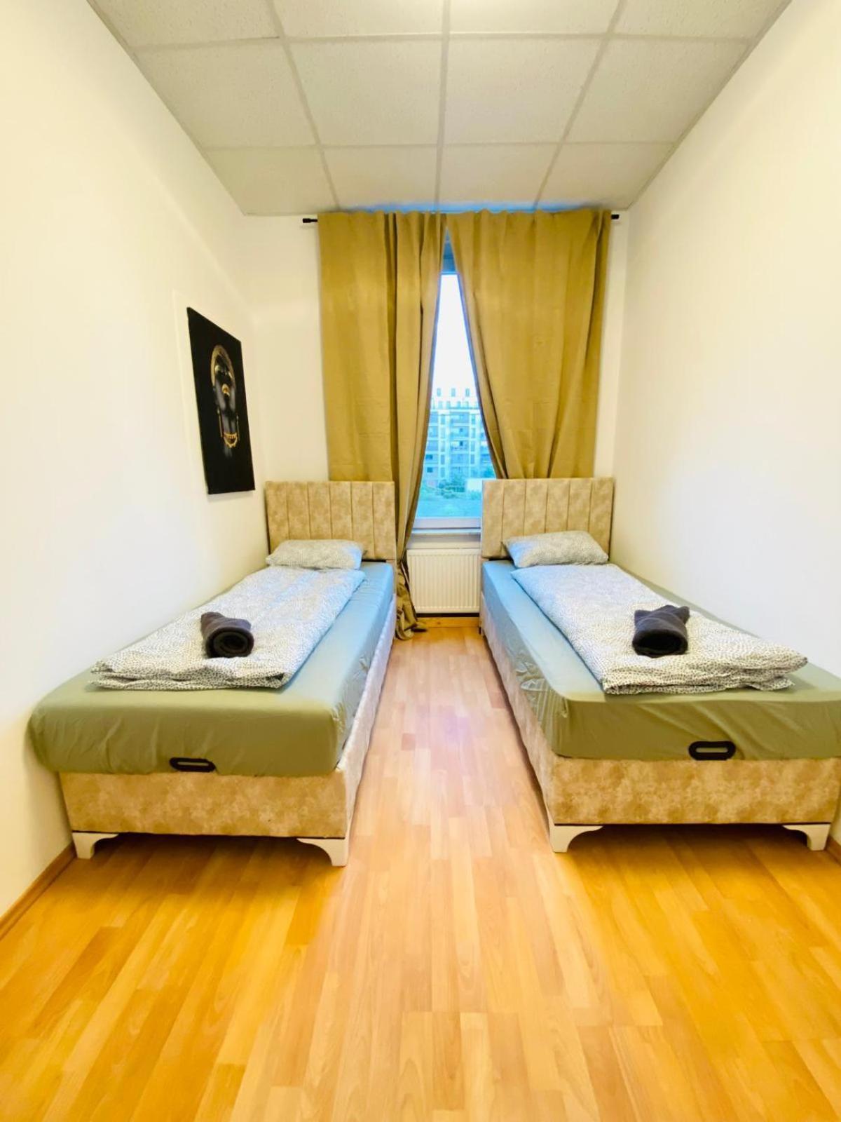 Bright 5Br Shared Apartment W Great Transport Link Vienna Exterior photo