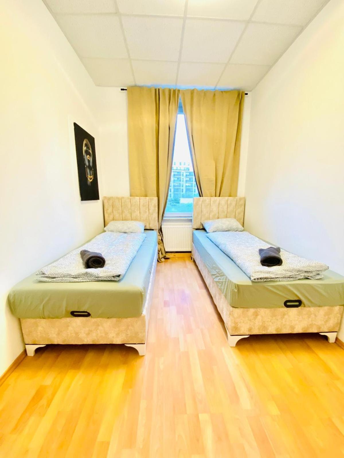 Bright 5Br Shared Apartment W Great Transport Link Vienna Exterior photo