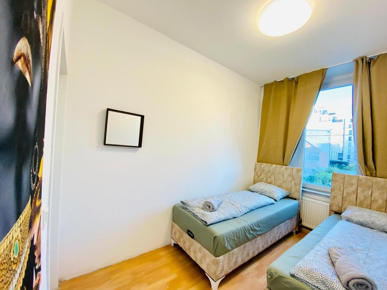 Bright 5Br Shared Apartment W Great Transport Link Vienna Exterior photo