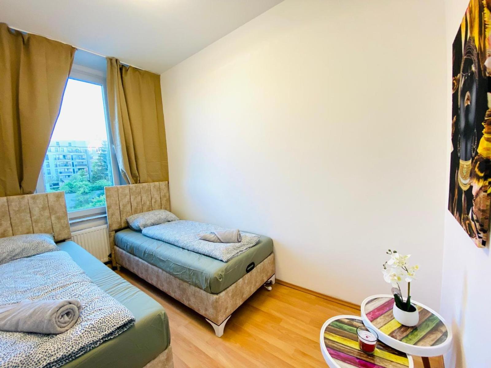 Bright 5Br Shared Apartment W Great Transport Link Vienna Exterior photo